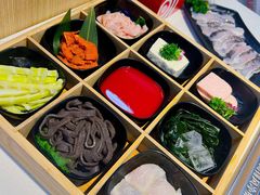 -海底捞火锅(威高广场店)