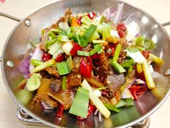 干锅带皮牛肉-醉得意(武大店)