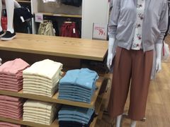-优衣库(上海虹口龙之梦店)