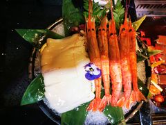 红虾鲜鱿拼盘-唱乐捞火锅(中南店)