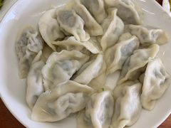 芹菜猪肉馅-东北四季饺子王(华山路店)