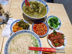 -鲁达面馆本帮风味(共康东路店)
