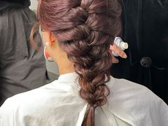 -金夫人化妆摄影职业培训学校