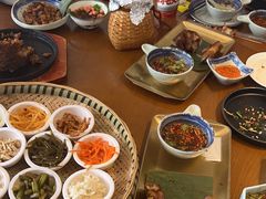 -包整·丝娃娃(一览甲秀楼风景店)