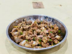 -标记美食新鲜猪杂(兴南大道店)