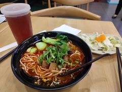 -李先生牛肉面大王(成都东站西广场店)