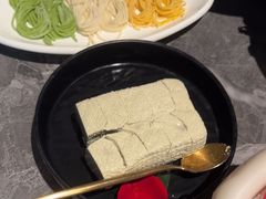-德天肥牛海鲜火锅(城西银泰店)