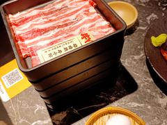 -牛YO寿喜烧·铁板烧和牛火锅自助(市府恒隆店)