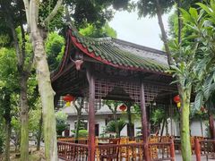 -周老三跷脚牛肉·全牛火锅(非遗传承店)