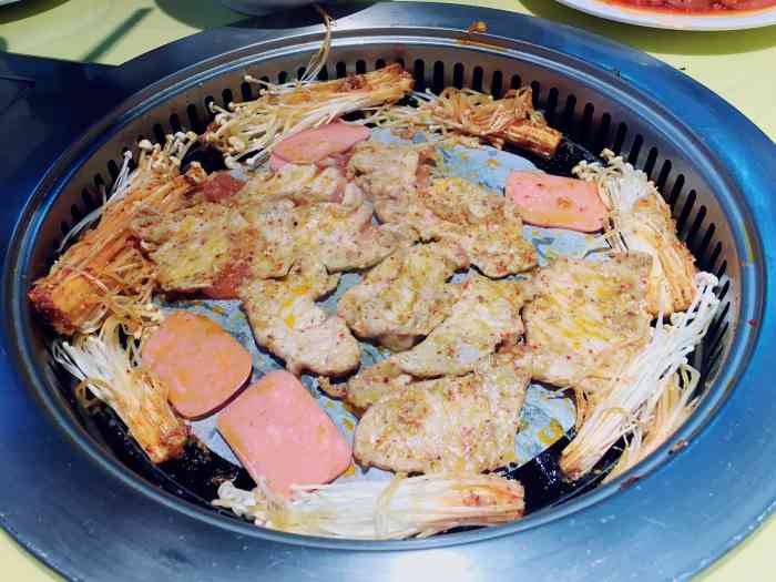 金达莱烤肉(红旗路店)-"金达莱可算是从小吃到大啦～小时候在东关.