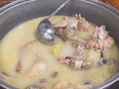 -侠成水上农庄(工业大道店)