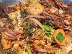 -嘎嘎鸭下巴·爆辣干锅(明教寺店)