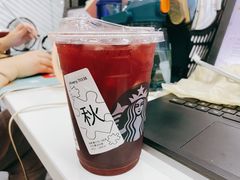 -星巴克(杭州临平银泰城B1店)