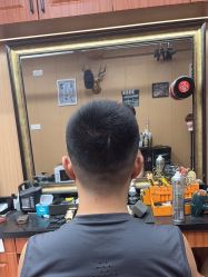 -纯剪男士理发馆·烫染专业店