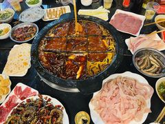 -邓莽子老火锅(中兴路总店)