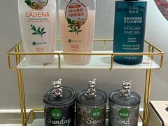 -涨巢·潮玩水疗局