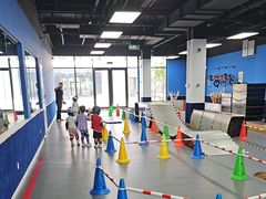 -八爪矩阵极限运动馆·儿童平衡车·感统训练(南海子公园校区)