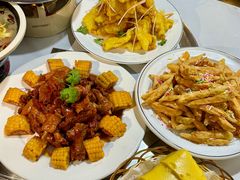 -锅哥东北铁锅炖(幸福店)