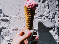 草莓雪糕-成裕雪糕店(士多店)