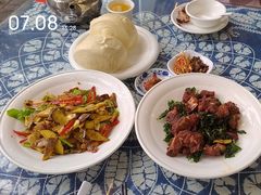 -瑞丰园庭院餐厅·白族传统家常菜