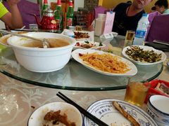 -马尔龙新疆饭店·清真(瑞景店)