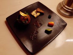 -青岛海尔洲际酒店