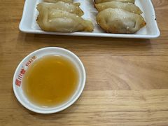 -小姜锅贴(凤凰街店)