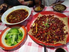 -思博半步颠小酒馆(梦时代店)