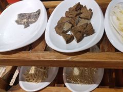 -鸡遇虾煲干锅火锅(小寨金莎店)