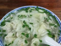 -胖子馄饨坊(天目大厦东南)