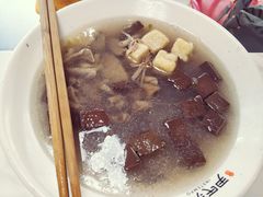 鸭血粉丝-百年尹氏汤包(湖南路狮子桥店)