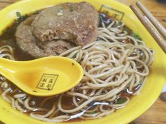 -瞻园面馆鸭血粉丝汤(老门东店)