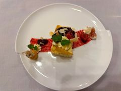 -塞纳河法国餐厅(意式风情街店)