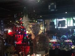 大堂-胡桃里音乐餐厅(陶溪川店)(川湘赣菜·世界百大酒庄直供红酒·音乐表演)