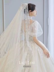 -Lady  Jane高端婚纱礼服馆