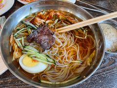 -韩风烤牛肉冷面店