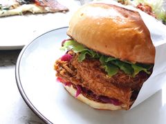 手撕猪肉汉堡-RAC BAR(安福路店)