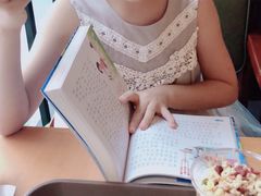 -西西弗书店&矢量咖啡(凯德晶萃广场店)