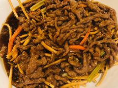 撒子牛肉丝-刘胖子家常菜·蹄花焖藕(中南店)