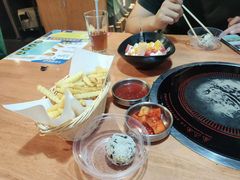 -肥肥虾庄·金牌油焖大虾(杨园滨江时代walk店)