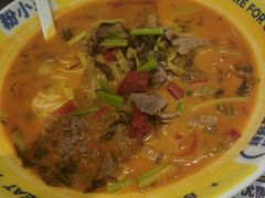 -粉小主·贵州酸汤牛肉粉(南京仙林金鹰店)