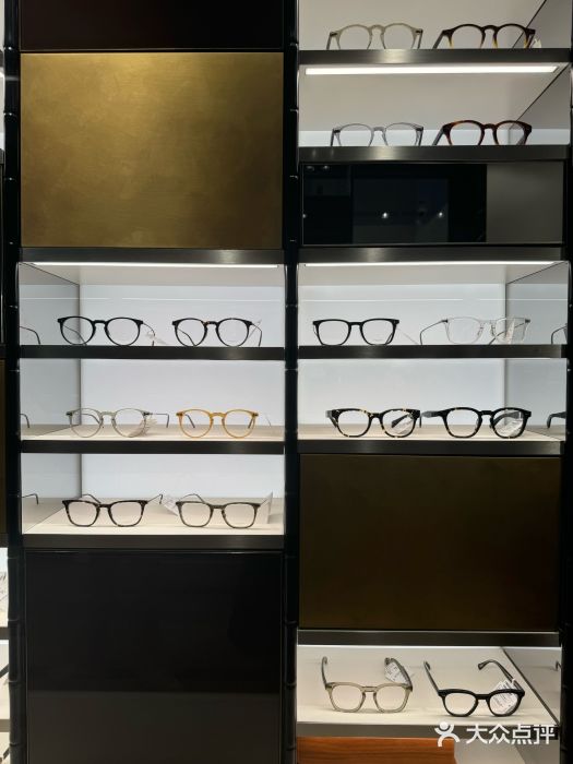 LensCrafters亮视点·OAKLEY精选(静安嘉里中心店)图片