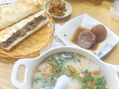 -金诚张妈妈羊汤·驴肉火烧(旧宫佳和园店)