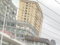 -珠海拱北口岸希尔顿欢朋酒店