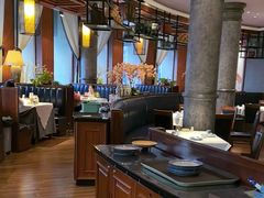 -八府香鸭·啫啫煲(华山路店)