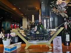 -YUE·6·西式融合餐厅(外滩六号店)