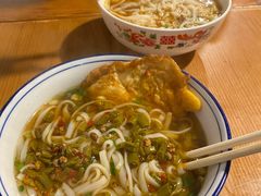 -矮子粉店1985·长沙米粉(湘春路店)