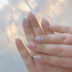 -七彩虹美甲美睫 半永久