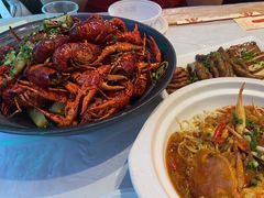 -肥肥虾庄·金牌油焖大虾(首义路店)