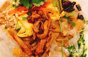 Wide Sauce Millet Noodles